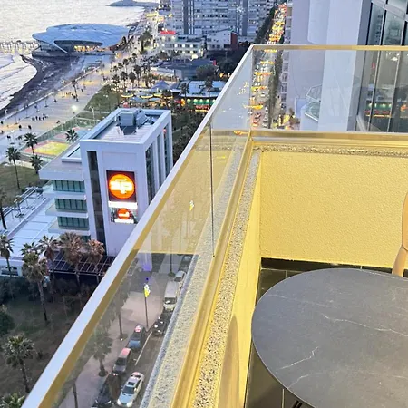 Apartment Sea View *
